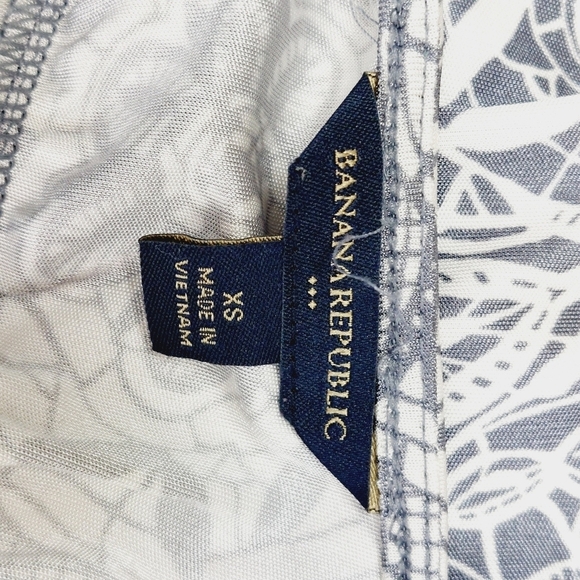 Banana Republic White Gray Blue Floral Short Sleeve Jewel Neck Midi Dress P4222 - Picture 7 of 9